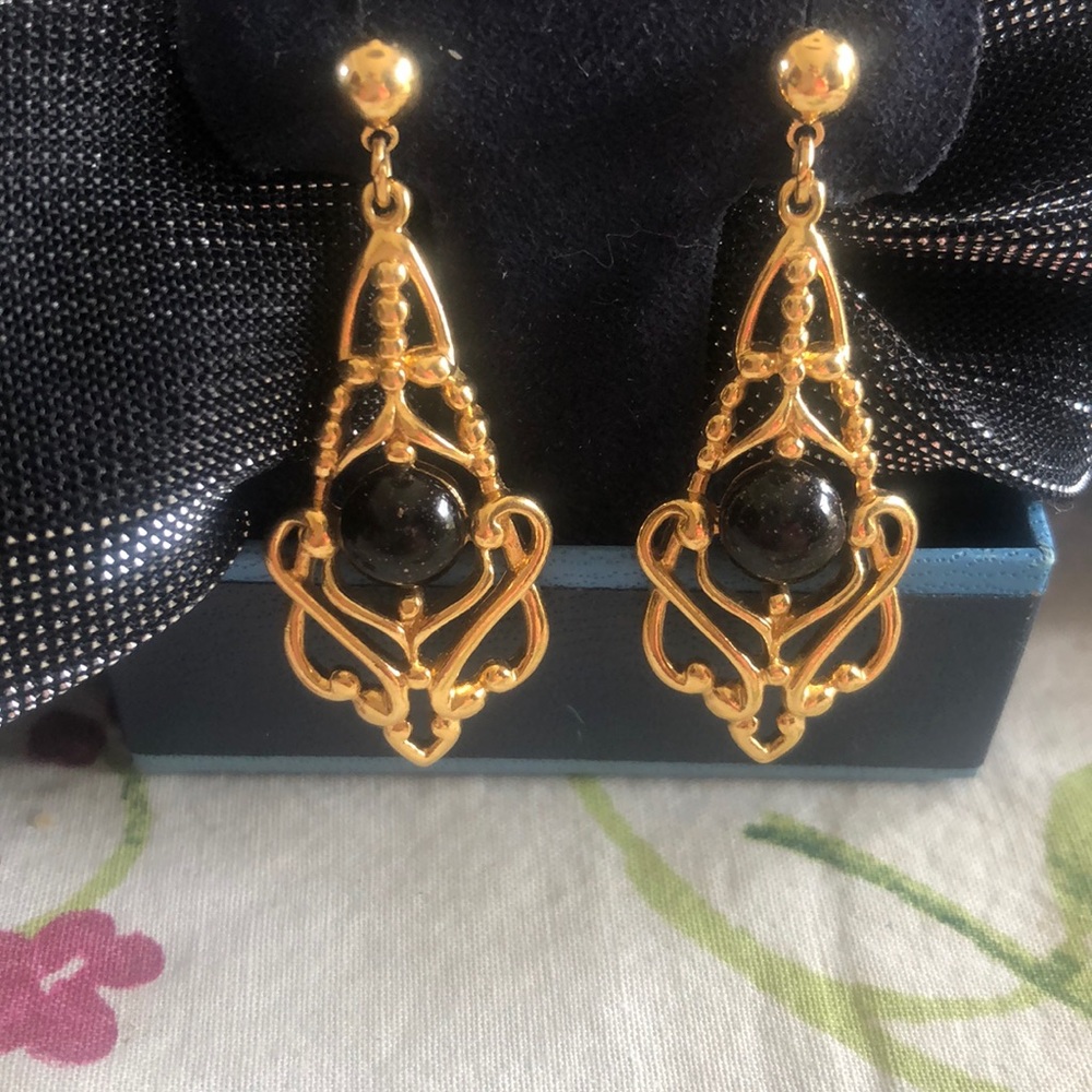 Vintage gold black ball earrings
